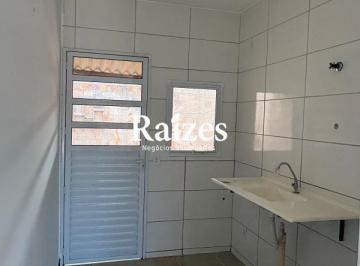 Casa · 47m² · 2 Quartos · 2 Vagas · Casa à venda com 2 quartos no Mansour III, Uberlândia – 47m² internos, 200m² de terreno
