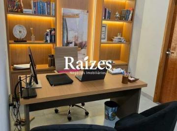 Casa · 67m² · 2 Quartos · 2 Vagas · Casa residencial com 2 dormitórios, suíte e quintal em Laranjeiras – Uberlândia