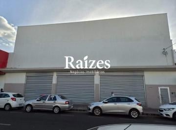 Comercial · 930m² · 8 Vagas · Galpão comercial de alto padrão para locação, em Região Central de Uberlândia