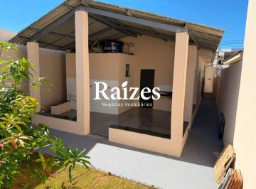 Casa · 110m² · 3 Quartos · 2 Vagas · Casa Residencial à Venda no Bairro Tubalina com 3 Quartos sendo 1 Suíte e 2 Vagas
