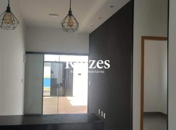 Casa · 80m² · 2 Quartos · 1 Vaga · Casa com 2 quartos sendo 1 suíte no Chácaras Panorama