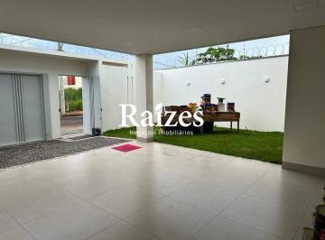 Casa · 179m² · 3 Quartos · 4 Vagas · Excelente casa com 3 suítes no Novo Mundo