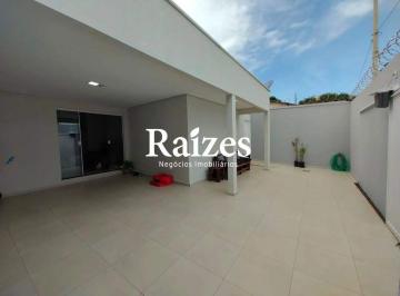 Casa · 190m² · 4 Quartos · 2 Vagas · Casa Moderna para Aluguel no Bairro Tibery com 3 Quartos sendo 1 suíte e Área Gourmet Integrada em U