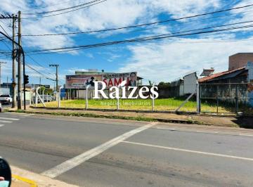 Terreno · 650m² · Terreno Estratégico de esquina em excelentes avenidas, com 650m2 bairro Saraiva/Vigilato Pereira Ube