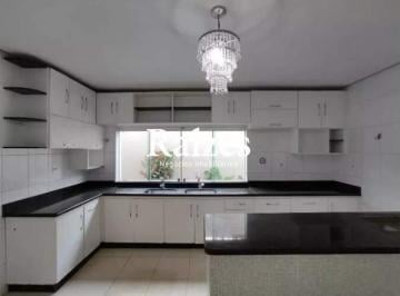 Casa · 500m² · 5 Quartos · 5 Vagas · Casa Sobrado no Jardim Karaíba com 500m², 5 Quartos, Espaço Gourmet com Fogão a Lenha e Escritório
