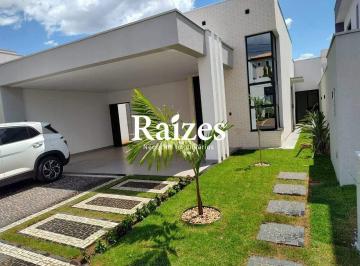 Casa · 144m² · 3 Quartos · 2 Vagas · Casa em Condomínio Fechado com 3 Dormitórios em Jardim Holanda, Uberlândia