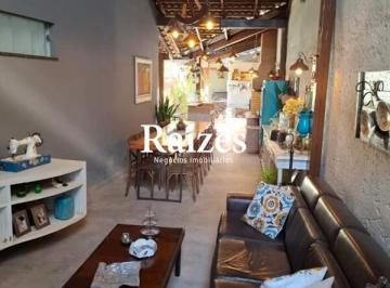 Casa · 300m² · 3 Quartos · 2 Vagas · excelente casa no Cidade Jardim com 3/4 sendo 2 suítes