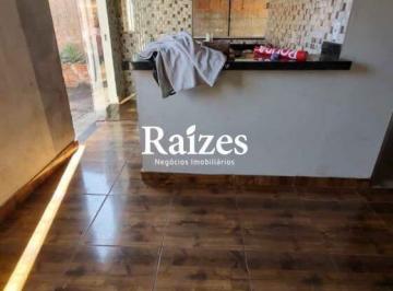 Casa · 115m² · 2 Quartos · 2 Vagas · Casa à Venda no Morumbi, Uberlândia - 2 Quartos, Quintal e 2 Vagas