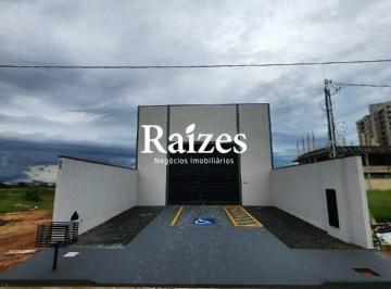 Comercial · 200m² · 4 Vagas · Galpão Residencial à Venda em Grand Ville, Uberlândia – 200 m² Internos, 250 m² de Terreno