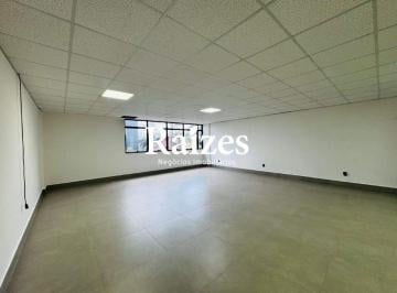 Comercial · 80m² · Sala Comercial para Aluguel em Uberlândia -com 79,60 m² piso em Porcelanato e 2 Elevadores