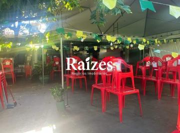 Comercial · 250m² · Cômodo Comercial para Locação no Bairro Brasil em Uberlândia - MG