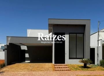 Casa · 180m² · 3 Quartos · 2 Vagas · Casa Alto Padrão para Venda em Uberlândia / MG no bairro Novo Mundo