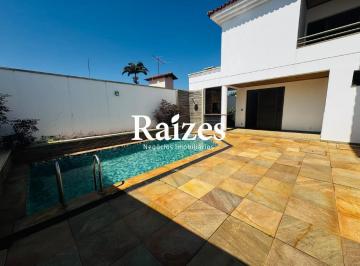 Casa · 390m² · 6 Quartos · 4 Vagas · Casa Sobrado Versátil alto padrão para Locação com 390m² com Lazer e Estrutura Imponente