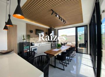 Casa · 200m² · 3 Quartos · 2 Vagas · Casa em Condomínio Fechado com 3 Suítes no Jardim Botânico, Uberlândia