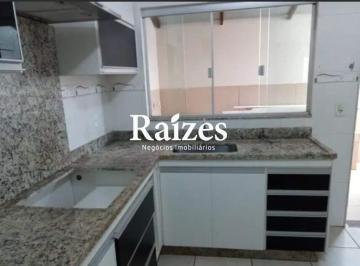 Casa · 100m² · 3 Quartos · 2 Vagas · Casa Residencial com 3 Quartos sendo 1 Suíte no Jardim Holanda com 150 m² interna e 2 Vagas
