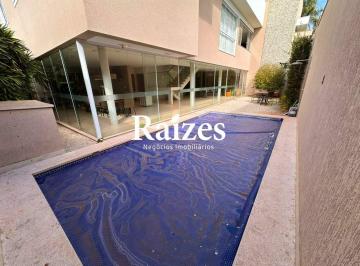 Casa · 421m² · 4 Quartos · 4 Vagas · Sobrado mobiliado de alto padrão para locação no Condomínio Jardins Roma, no bairro Nova Uberlândia,