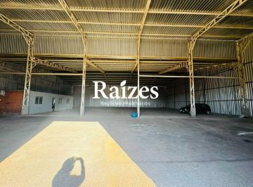 Comercial · 1500m² · Galpões Logísticos na BR-050 com Doca para 10 Caminhões, Energia Trifásica e Locação Modular