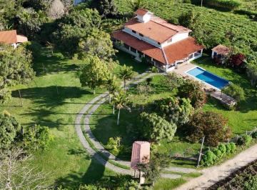 Rural de 7 quartos, Chã Grande · Excelente Sítio em Chã Grande (a 500m do centro)