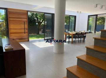 ae137c84d072277dde2e02947383ab2fb92125c7 · Casa com 6 quartos à venda, 512 m² - Praia do Campeche - Florianópolis/SC