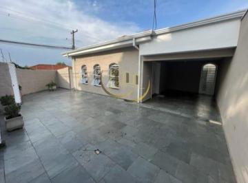 Casa · 360m² · 3 Quartos · 2 Vagas · Casa à Venda em Brieds, Americana - 3 Suítes e 2 Vagas
