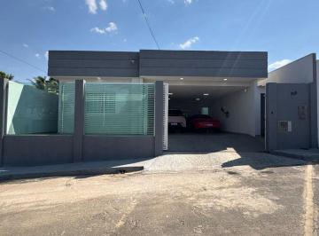 Casa de 3 quartos, Vicente Pires · Casa de 330 m² com 3 quartos à venda em Colônia Agrícola Samambaia( Vicente Pires)