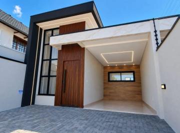 Casa de 3 quartos, São José dos Pinhais · Casa térrea com 3 quartos, localizada no Bairro São Pedro em São José dos Pinhais