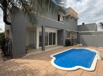 Casa de 3 quartos, Bragança Paulista · Sobrado para locação, Residencial Euroville - Bragança Paulista/SP.