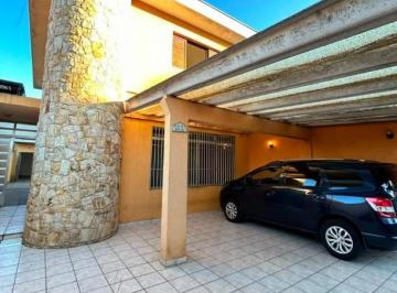 Foto 1 · Casa para venda em Sacomã com 3 quartos, sendo 1 suíte, 3 vagas, 205m²