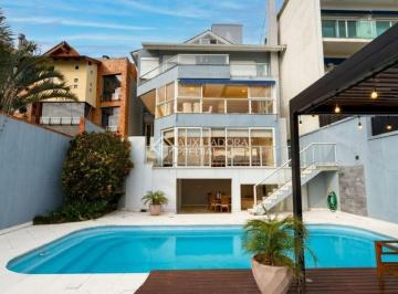 -rCBlxFA · Casa 4 suites