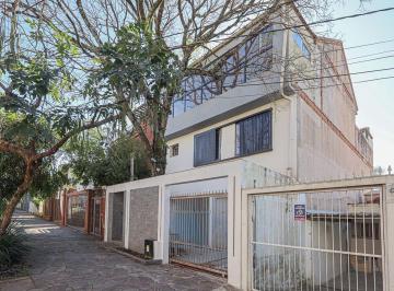 Photo 1 · Casa à venda com 310m², 3 quartos e 2 vagas, Localizada no charmoso bairro Petró