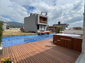Photo 1 · Casa com 3 quartos/dormitórios no bairro Deltaville, em Biguaçu - SC
