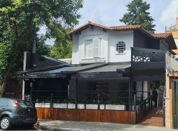 Casa Comercial à Venda Rua Mourato Coelho, Pinheiros/SP · Casa Comercial à Venda Rua Mourato Coelho, Pinheiros/SP