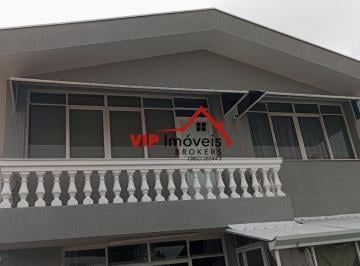 Casa · 384m² · 3 Quartos · 6 Vagas · Casa para venda em Vila Santana Ii de 384.00m² com 3 Quartos, 1 Suite e 6 Garagens