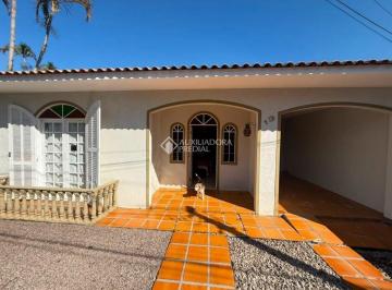 Casa · 200m² · 3 Quartos · 1 Vaga · Casa à venda 3 dorm. em Barreiros, em São José!