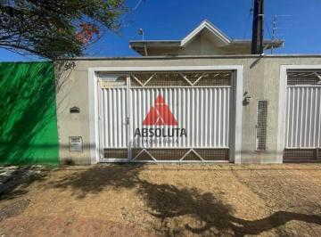 Casa · 180m² · 3 Quartos · 2 Vagas · Casa para alugar em Jardim São Pedro de 180.00m² com 3 Quartos, 1 Suite e 2 Garagens