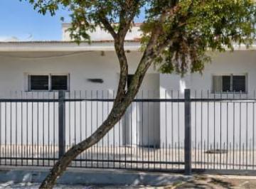 Comercial · 90m² · 3 Vagas · Casa comercial na Rua Ércole Ferre, 76 • 90 m²