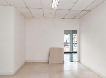 Comercial · 18m² · Sala comercial na Rua Luiz Corro, 32 • 18 m²