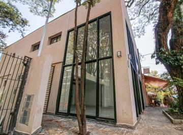 Comercial · 250m² · Casa comercial na Rua Isabel de Castela, 519 - Loja • 250 m²