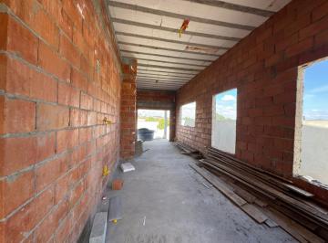 cf8672aa-e95b-4fa9-afdf-50c75ddbcf9c · Casa no condomínio Condomínio Vila Real para venda com 3 quartos, sendo 1 suíte, 160m²