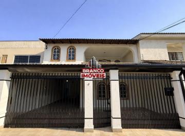 Casa · 180m² · 5 Quartos · 2 Vagas · Casa 5 quartos para Locação Guará II, Brasília