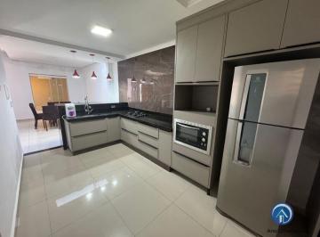 Casa de 3 quartos, São José dos Campos · Sobrado de 150m² com 3 dormitórios sendo 2 suítes no Setville em São José dos Campos