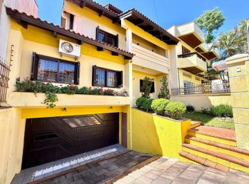 Casa · 413m² · 4 Quartos · 2 Vagas · Casa/sobrado de 04 dormitórios, 413m² construídos, 02 vagas no Jardim São Pedro