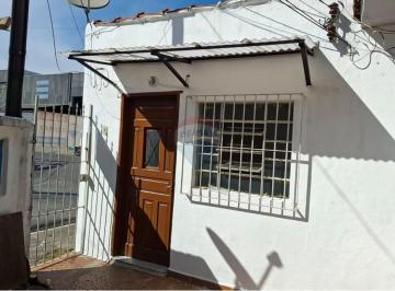 Casa · 60m² · 1 Quarto · Casa com 1 dormitório!