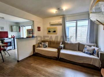 Apartamento · 48m² · 1 Quarto · 1 Vaga · Lindo Apto reformado à venda, 1 dorm c/ sacada e sol da manhã nas Astúrias