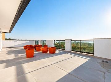 Apartamento · 472m² · 4 Quartos · 2 Vagas · Cobertura reformada com 472 m², 4 dormitórios, vista para o Guaíba e 2 vagas no Menino Deus