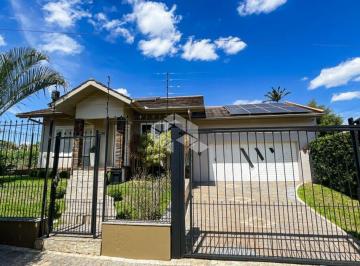 Casa · 173m² · 3 Quartos · 3 Vagas · Casa no Alto do Parque com Piscina Aquecida, Energia Solar e Condições Facilitadas no bairro Alto do