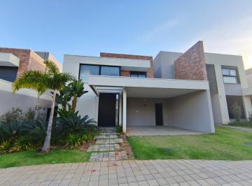 Casa · 200m² · 3 Quartos · 4 Vagas · Casa para alugar em Campinas, Alphaville Dom Pedro, com 3 suítes, com 200 m², RESERVA ALPHA
