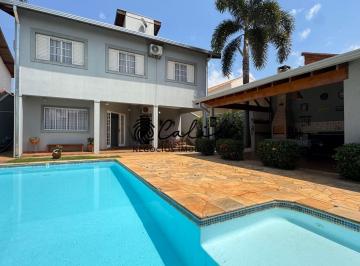 Casa · 249m² · 4 Quartos · 2 Vagas · Sobrado com piscina e terreno de 490 m² à venda no City Ribeirão