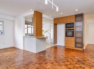 Apartamento · 108m² · 2 Quartos · 1 Vaga · Apartamento a venda reformado no jardins com 108m², 2 dormitórios sendo 1 suíte e 1 vaga