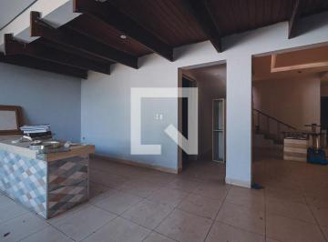 Casa de 3 quartos, Goiânia · Casa para Aluguel - Setor Nova Suiça, 3 Quartos,  418 m² - Goiânia
